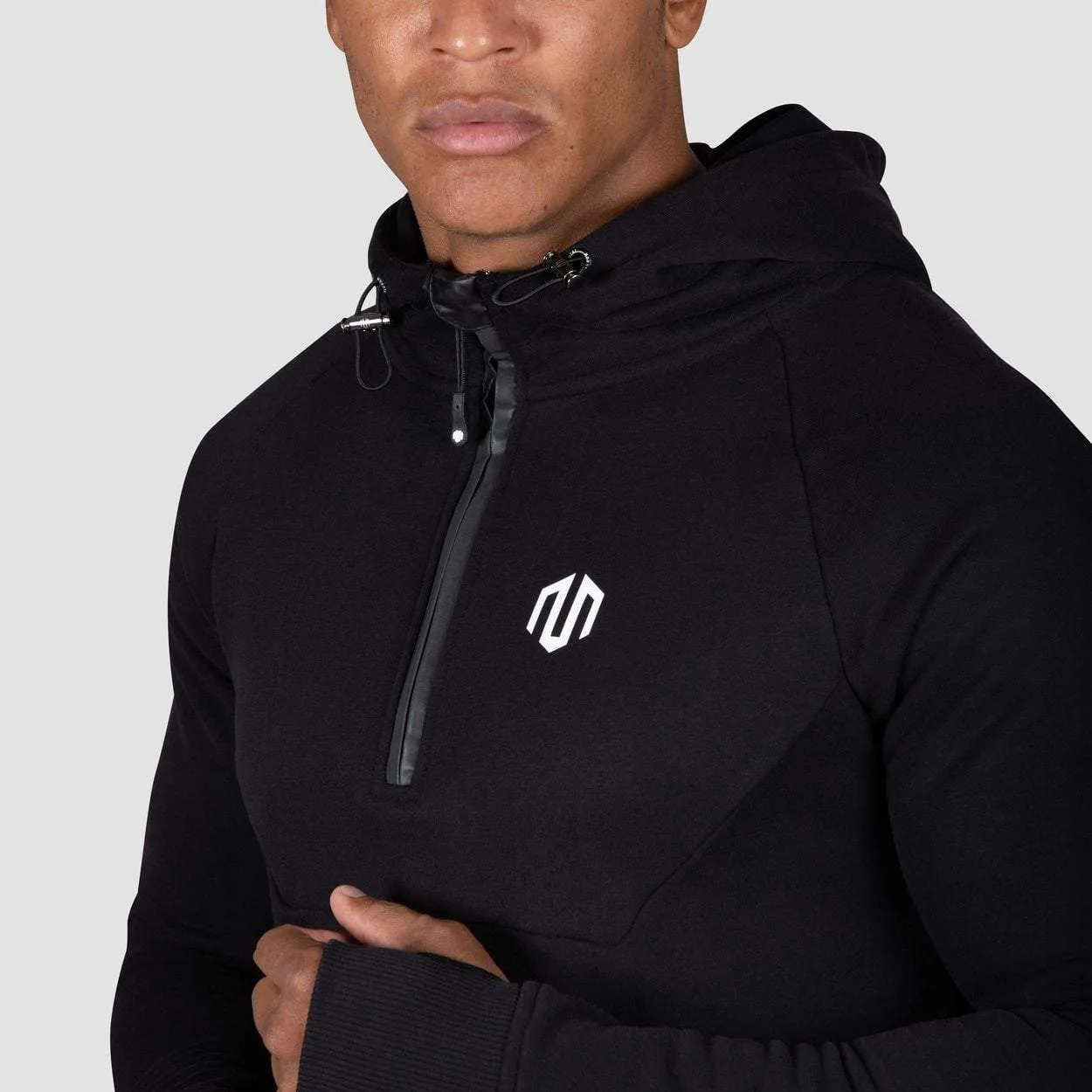 Felpa uomo nera in cotone con cappuccio Neotech Zip Hoodie e polsini elasticizzati con passapollici Morotai